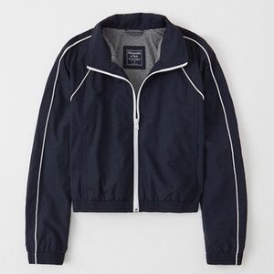 Abercrombie & Fitch mock neck cropped windbreaker